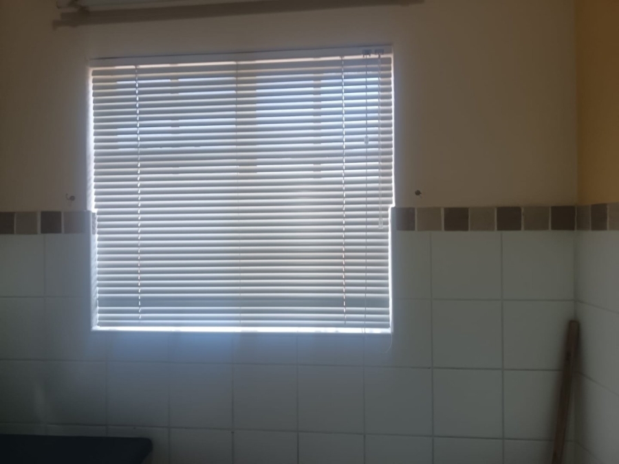 1 Bedroom Property for Sale in Minerva Gardens Northern Cape